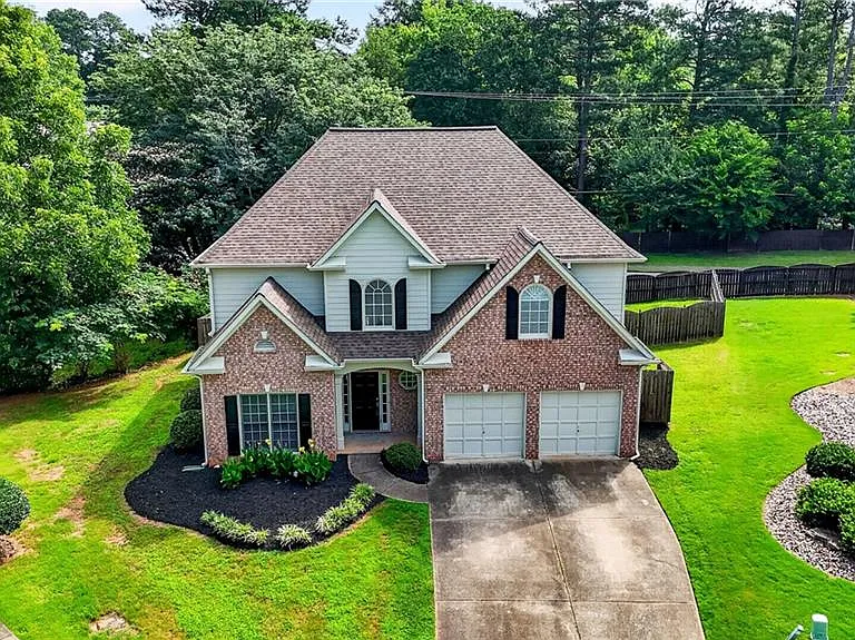 2311 Ravinia Ct NE — Photo 33