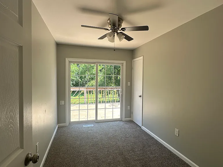 14 Danbury Dr — Photo 15