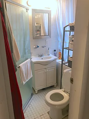 Rented by Kiess Realty, L.L.C. | media 19