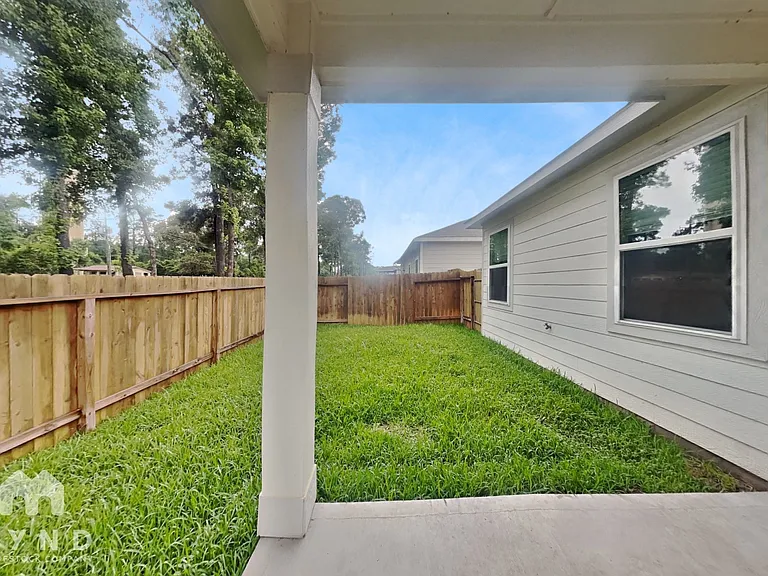 15431 Maple Terrace Dr — Photo 17