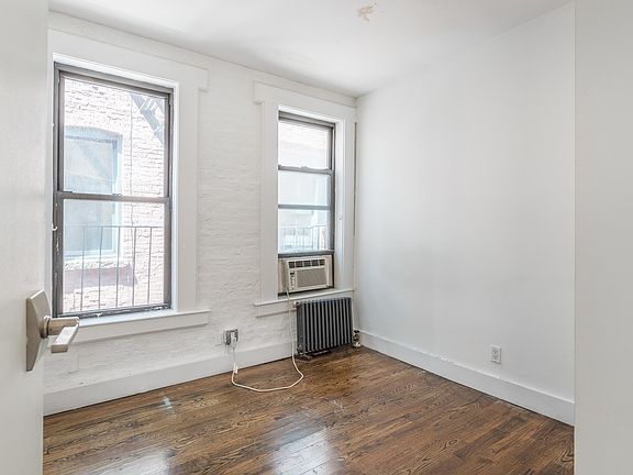 5th image of 117 E 7th St APT 4C