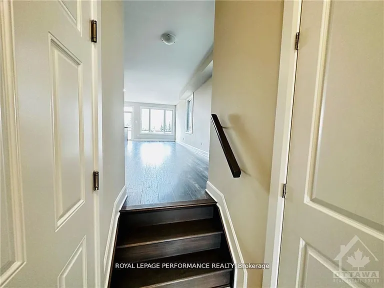 196 Hooper St — Photo 6