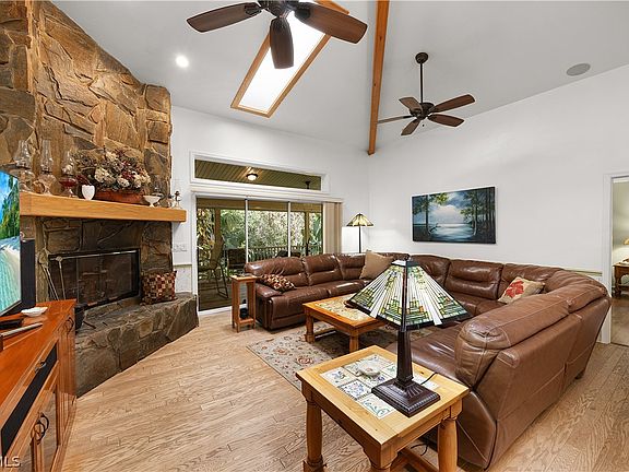 4th image of 5960 Neal Rd