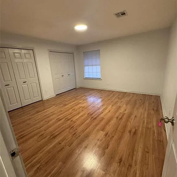 107 Cecile Dr — Photo 3