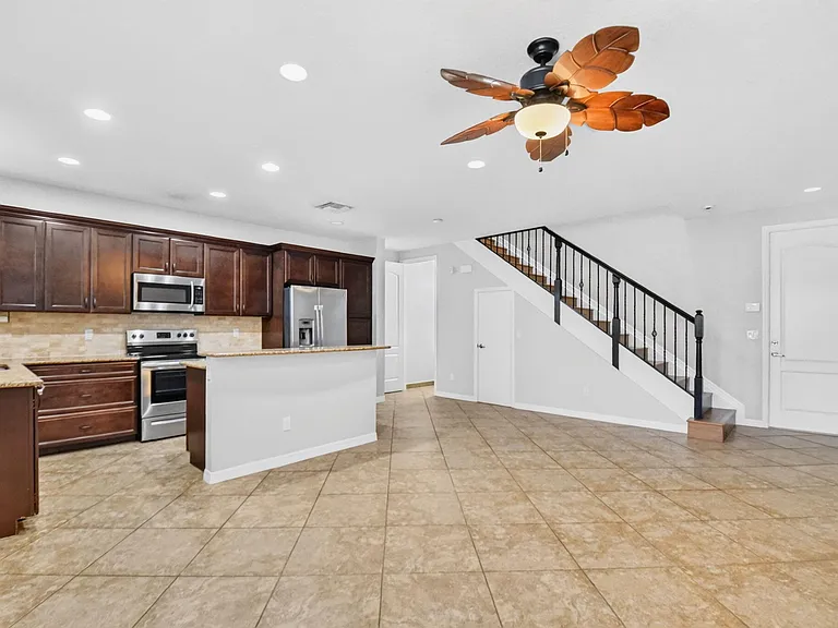 121 N K St #D — Photo 6