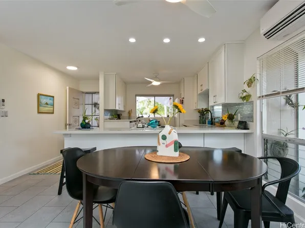 (undisclosed Address), Kaneohe, HI 96744