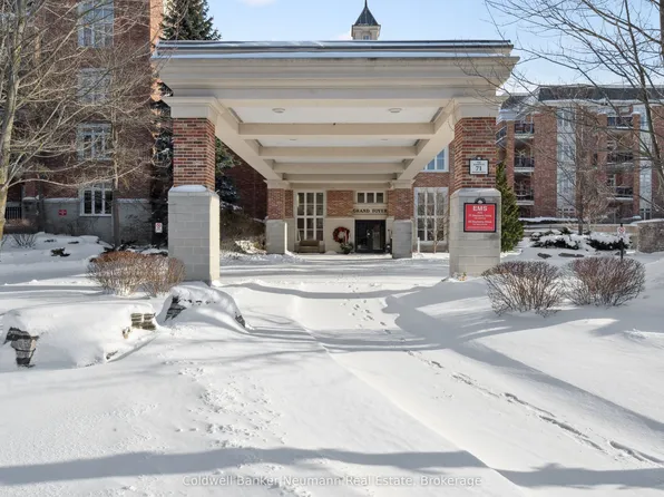 65 Bayberry Dr #202, Guelph, ON N1G 5K8