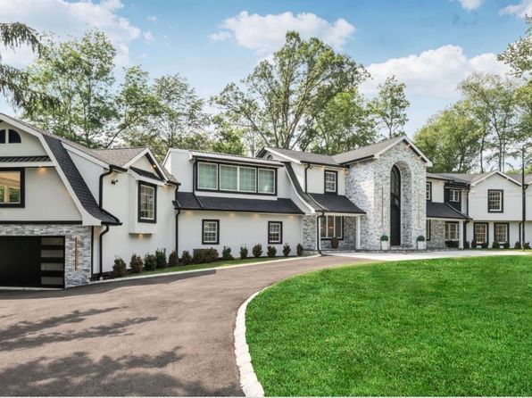 27 Applewood Dr