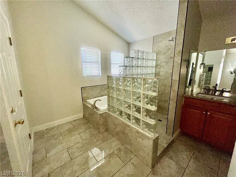 2616 Camphor Tree St — Photo 7