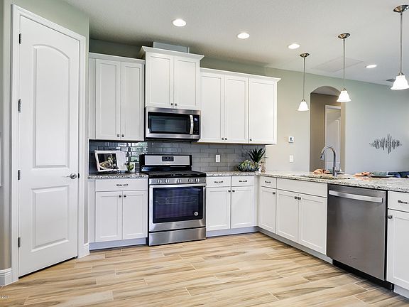 4th image of 3504 Archdale St