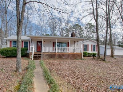 567 Starnes Loop Rd, Grant, AL, 35747