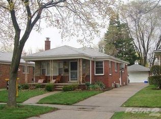 21098 Cyman Ave, Warren, MI 48091