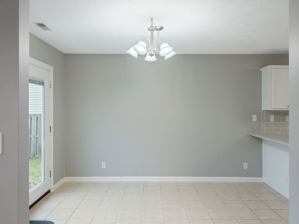 1st image of 504 Marquis Cir