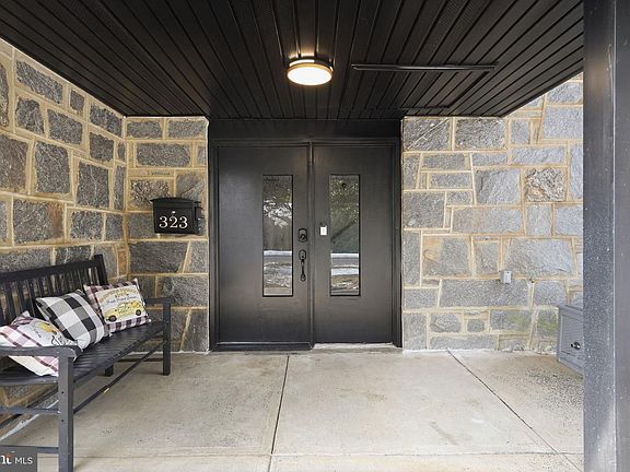 5th image of 323 Parry Rd