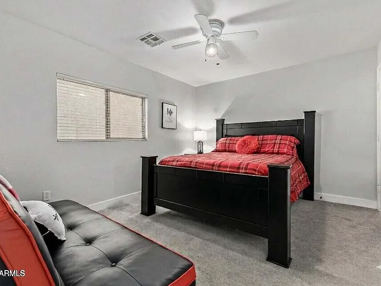 10617 W Daley Ln — Photo 52