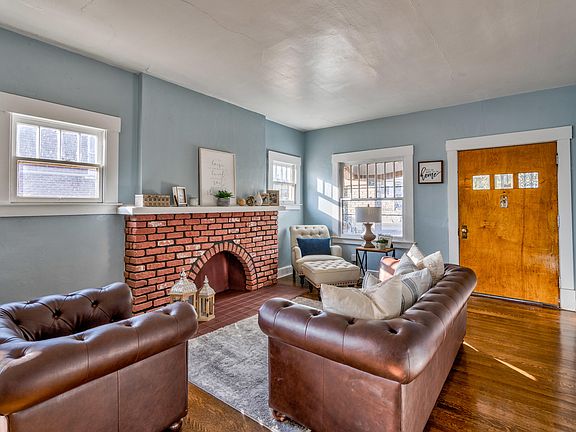 4th image of 3706 Cambridge Ave