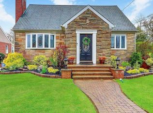 84 Denton Ave, East Rockaway, NY 11518