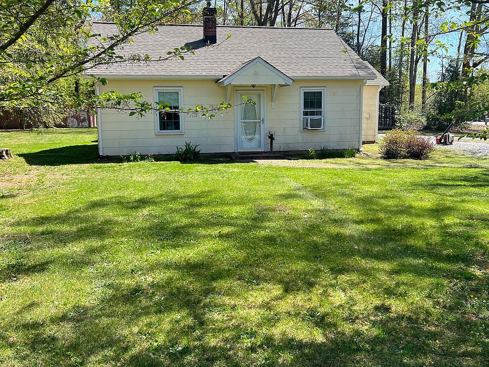 8031 Robert E Lee Dr, Spotsylvania, VA 22551 Zillow