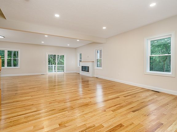 3rd image of 48 Jewell Rd Lot 6