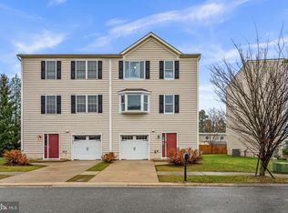 3 Karendale Ct, Baltimore, MD 21244