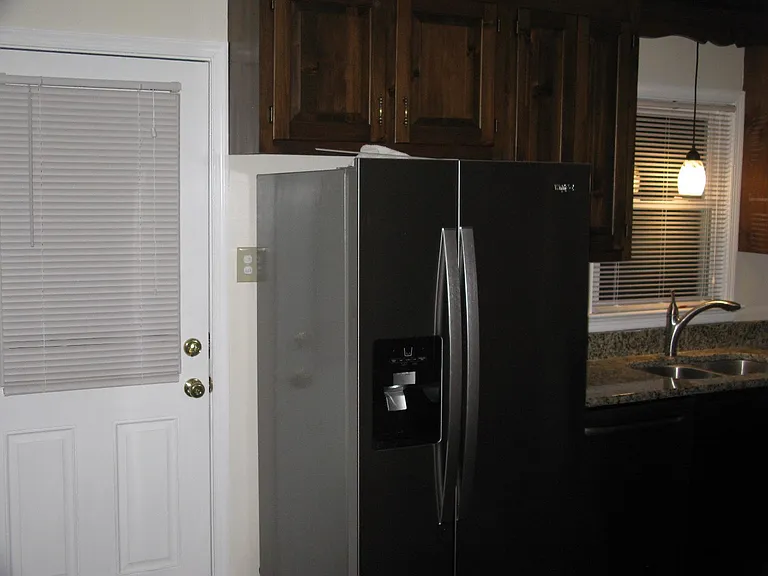 6419 Chenault Way — Photo 9