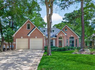 10 Belcarra Pl, Spring, TX 77382