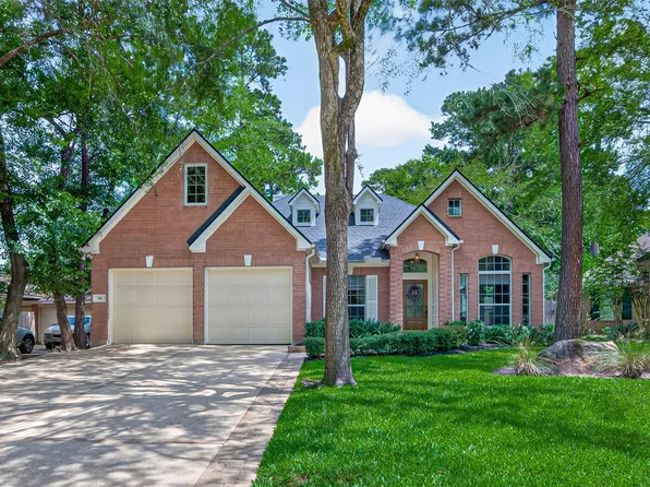 10 Belcarra Pl, Spring, TX 77382
