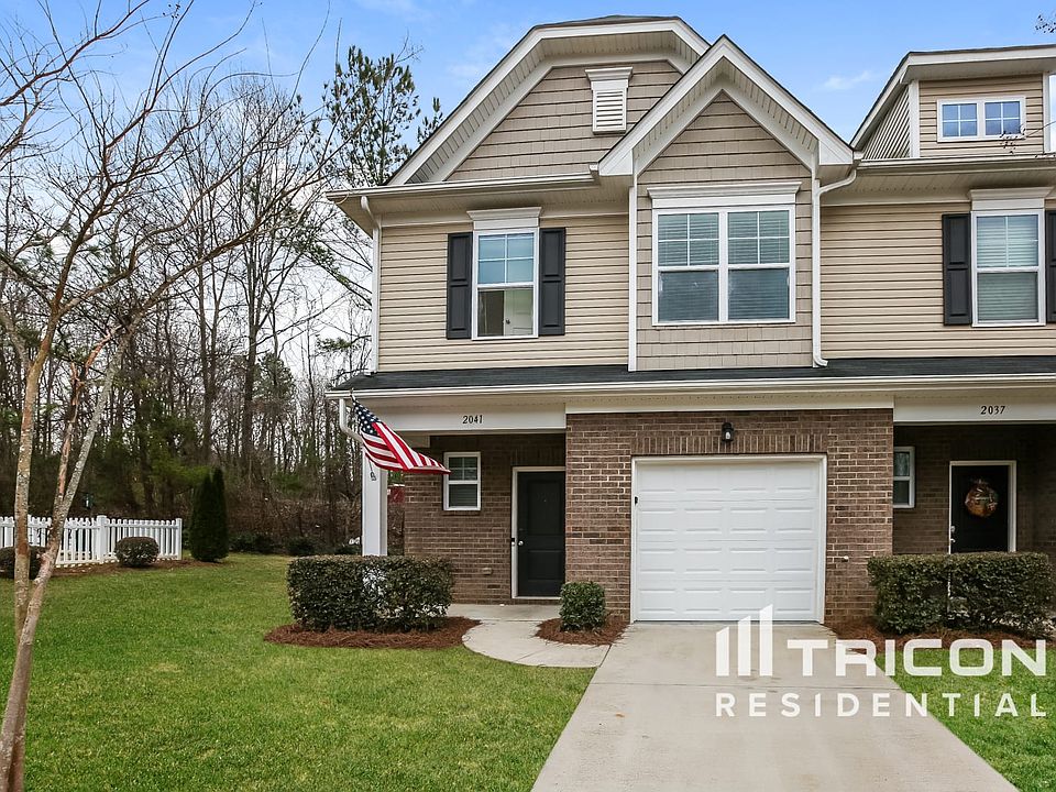 1st image of 2041 Saint Augustine Pl