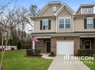 2041 Saint Augustine Pl, Gastonia, NC 28056