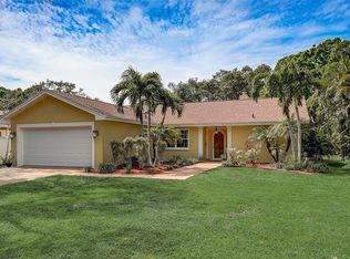 6026 Oakhurst Dr, Seminole, FL 33772