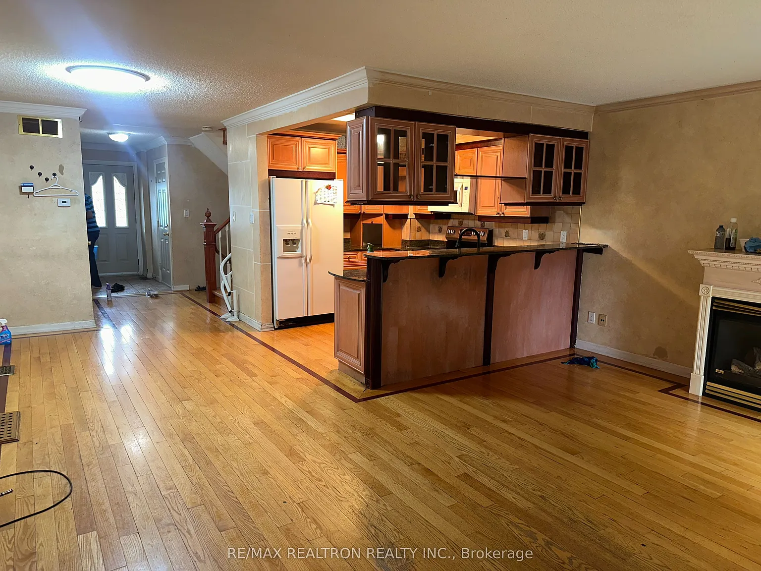 4 bed, $3,900 — Photo 4