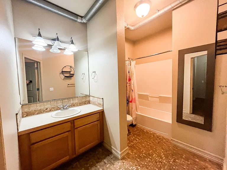 200 S College Ave #304 — Photo 9