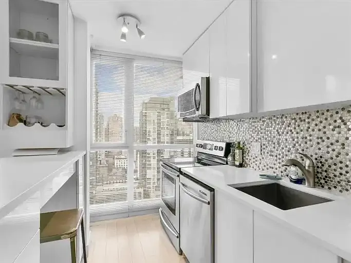 Studio, 1.0 bath, 405 sqft, $2,250 — Photo 4