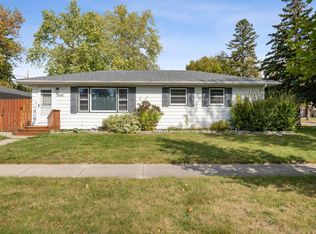 1820 18th Ave S, Moorhead, MN 56560
