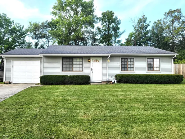 2610 W Farmstead Dr, Columbus, IN 47201