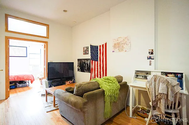 Rented by City Connections Realty | media 20