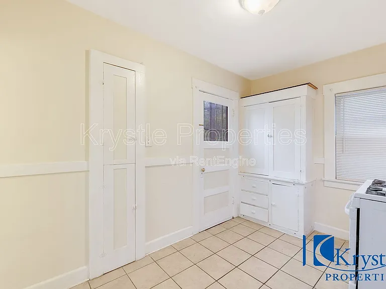 1117 Sutter St — Photo 8
