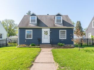 2223 W Rusholme St, Davenport, IA 52804