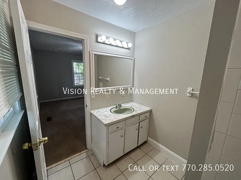 55 S Greenwood Dr — Photo 24
