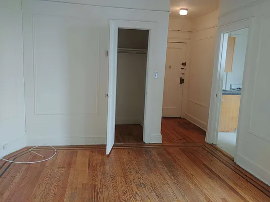 Rented by Elite Team Realty LLC | media 16