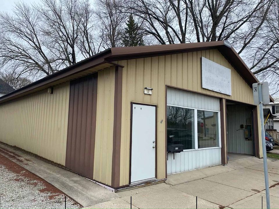 1st image of 605 S 1st St
