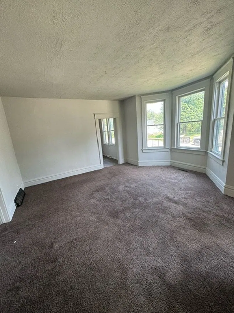 2804 Abbott St. — Photo 2