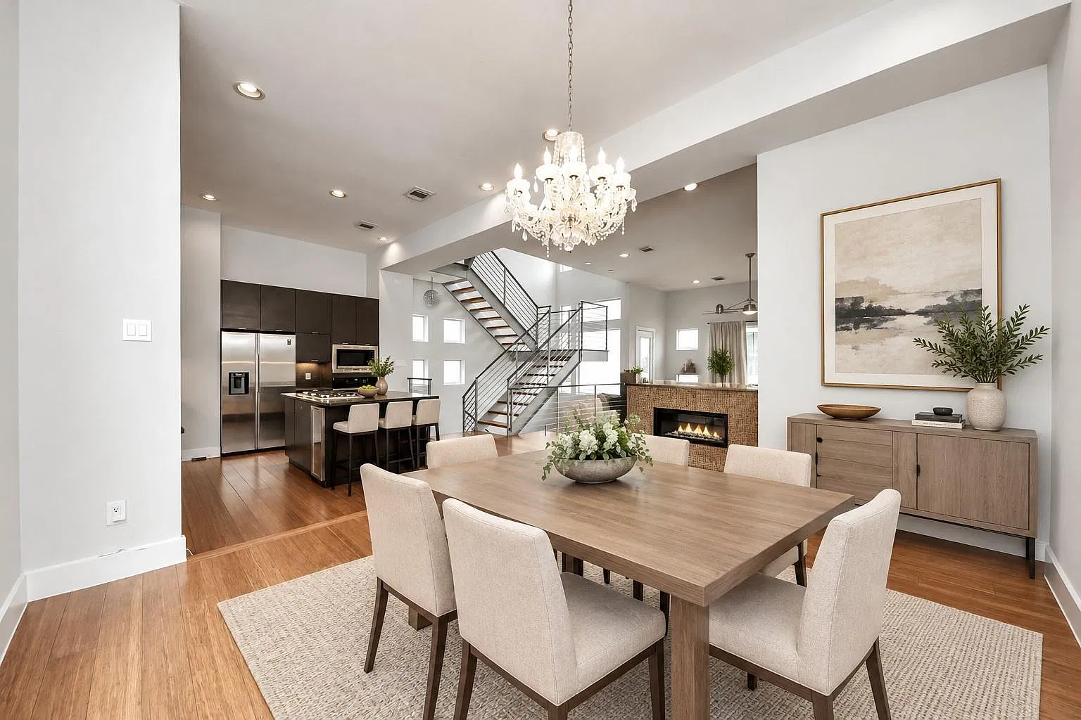3 bed, 3.5 bath, 2472 sqft, $3,600 — Photo 4