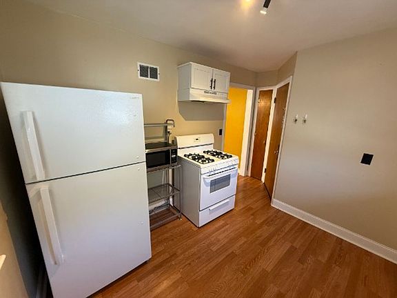 3rd image of 1725 Randolph Ave #1