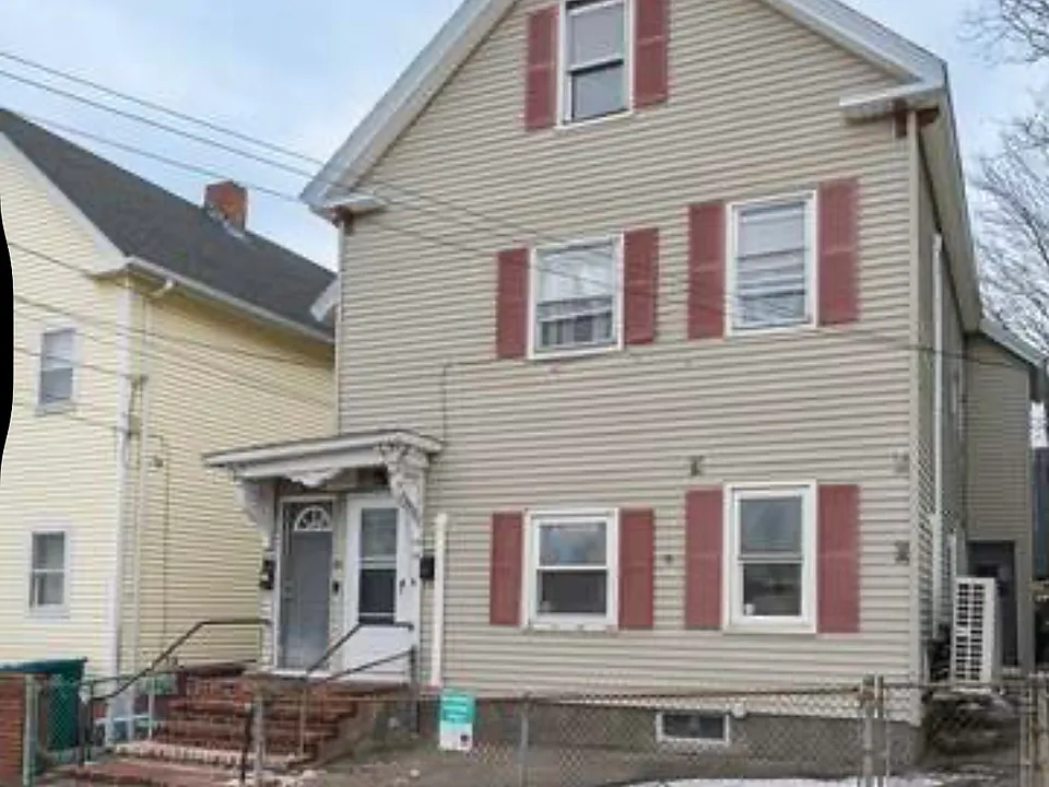 28 Alma St #1