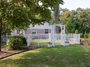 3409 Lewis Farm Rd, Raleigh, NC 27607