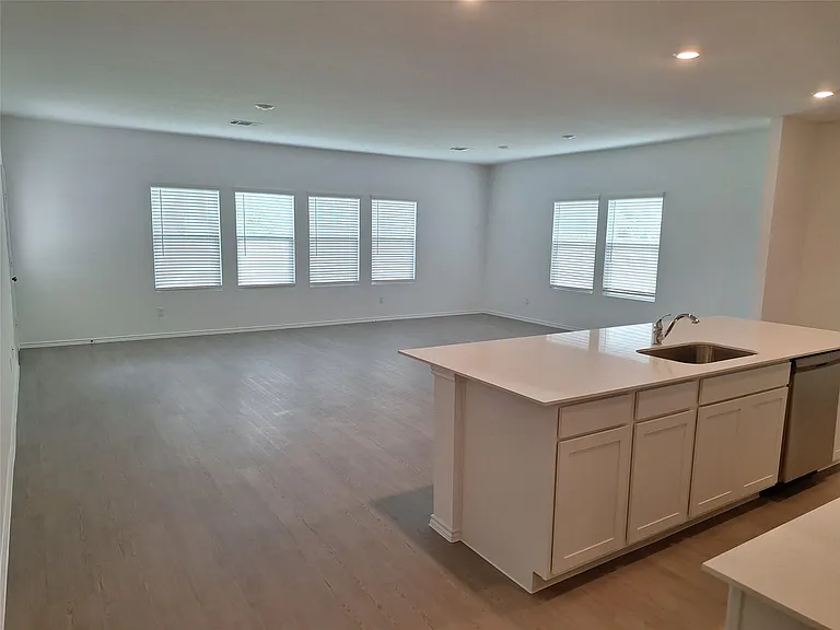 18001 Prairie Falcon Way — Photo 5