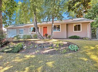 10722 5th Ave NW, Seattle, WA 98177