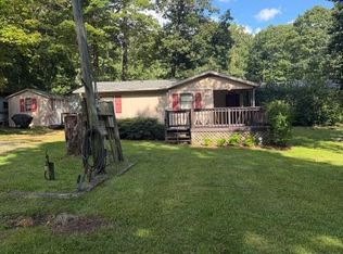 131 Wilderness Dr SE, Copper Hill, VA 24079