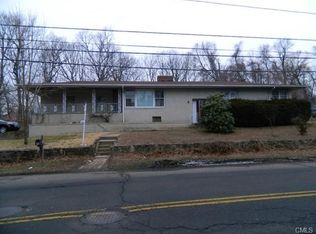 686 Platt St, Bridgeport, CT 06606